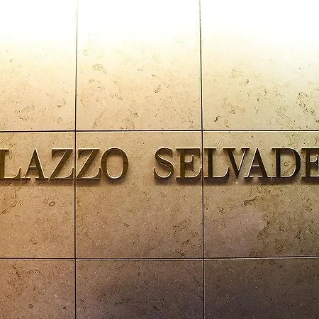 ホテル Palazzo Selvadego