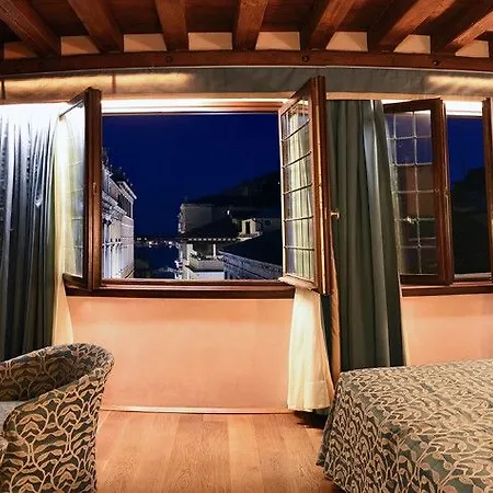 Palazzo Selvadego 4* Veneza