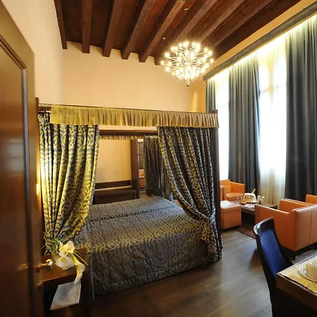 Palazzo Selvadego 4*